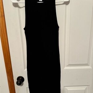 Elegant Black Sleeveless Dress